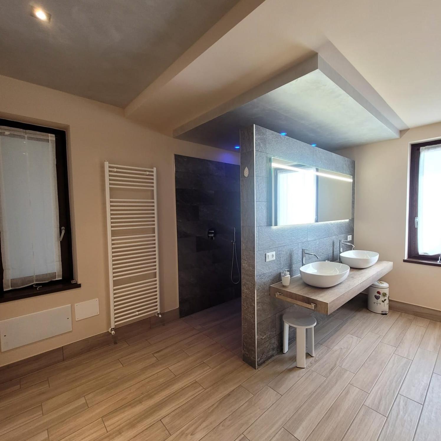 Villa Dall'Angelo Suite Mountain Lake Endine Hospitality 恩迪内加伊阿诺 外观 照片