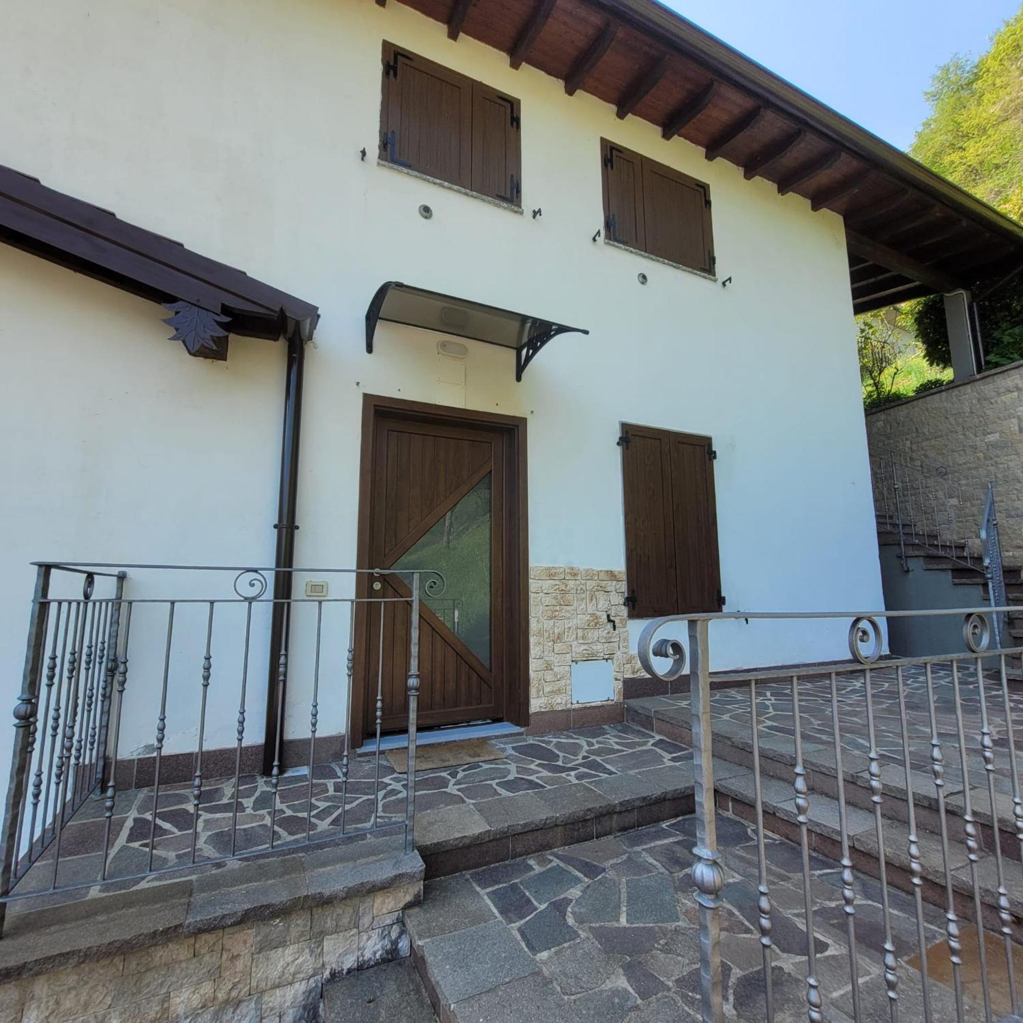 Villa Dall'Angelo Suite Mountain Lake Endine Hospitality 恩迪内加伊阿诺 外观 照片